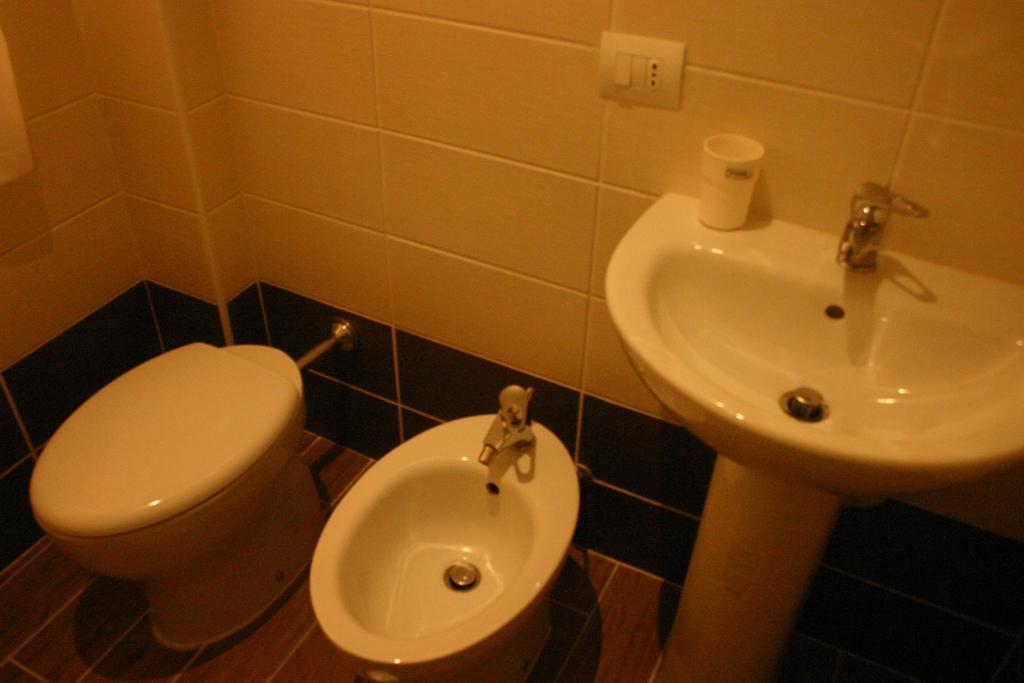Vittoria Guest House Rome Exterior photo